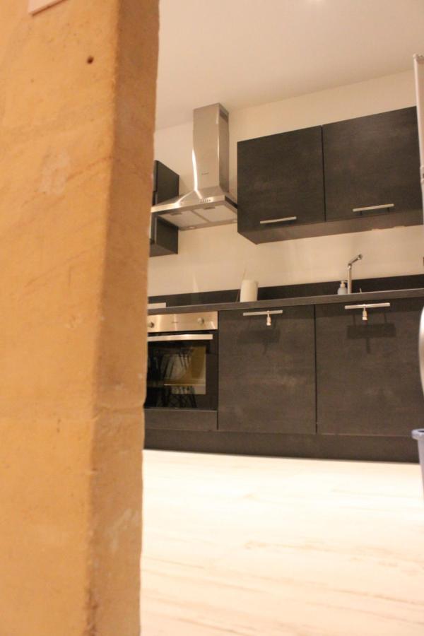 Le Refuge Des Arenes Apartment อาร์ลส์ ภายนอก รูปภาพ